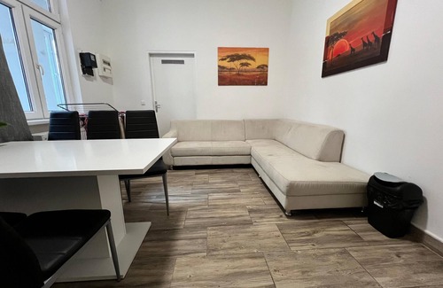 Simmering Apartment | Budget-Friendly 3BR Shared Apartment in Wien Simmering