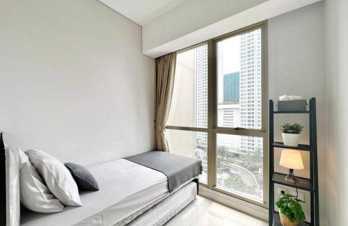 Jakarta Apartment | Inviting 3BR Suite at TA Residence with Ocean Views