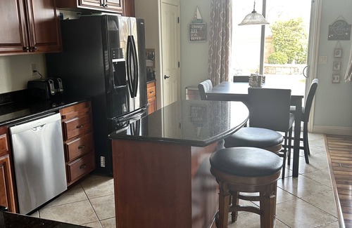 Olivehurst House | Inviting 4-Bedroom Retreat with Pool & Hot Tub in Plumas Lake