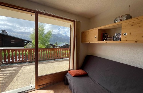 Crest-Voland Apartment | Cozy Apartment Crest-Voland for 4 with Spa & Kitchen