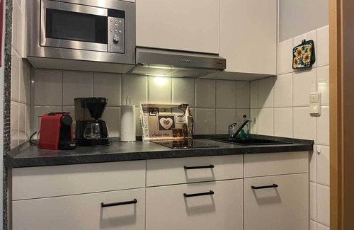 Steina Apartment | Welcoming Ground Floor Apartment with Terrace & Pet-Friendly