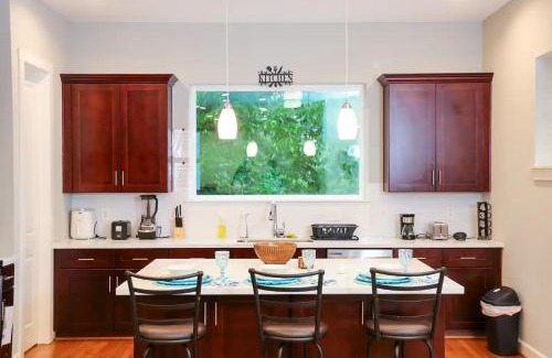 Riverside Terrace House | Inviting 6BR Home Near MedCtr & NRG Stadium with Fast Wi-Fi