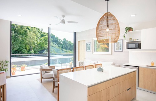 Barco Quebrado Condo | Cozy Apartment in a Gated Community with access to CoWorking Space