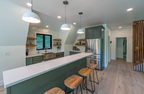 Vilas Cabin | Charming A-Frame Cabin with Hot Tub near Boone - 10/10 Rating