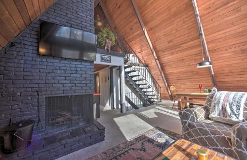 Wilmington House | Inviting A-Frame Cabin with Pool Table near Mt Snow