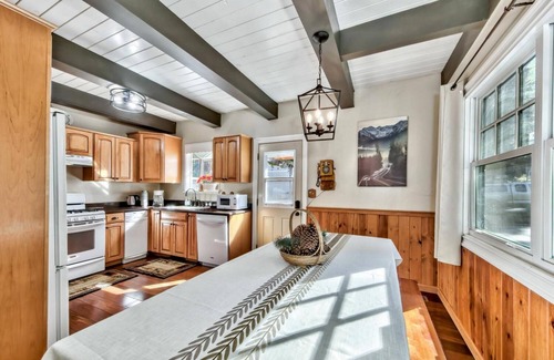 Tahoe Paradise Cabin | Inviting A-Frame Retreat with Fireplace and Ocean Views