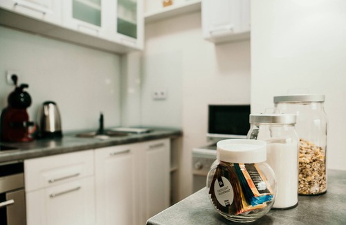 Novo Sarajevo Apartment | Comfortable Stay in Sarajevo with Breakfast & Pet-Friendly Options