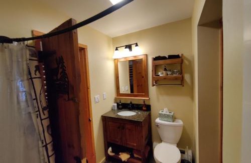 Chestertown Apartment | Cozy Adirondack JEM Your Four Season Getaway
