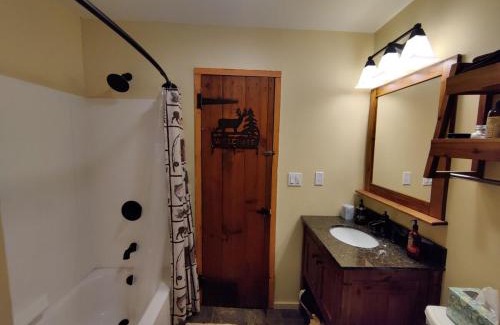 Chestertown Apartment | Cozy Adirondack JEM Your Four Season Getaway