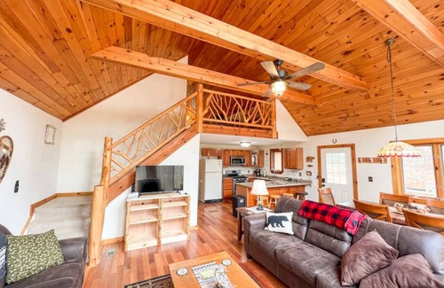 Inlet Cabin | Inviting Adirondack Mountain Cabin - Ideal for Family Getaways