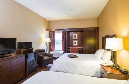 Selinsgrove Hotel | Inviting Stay near Susquehanna University with Great Amenities