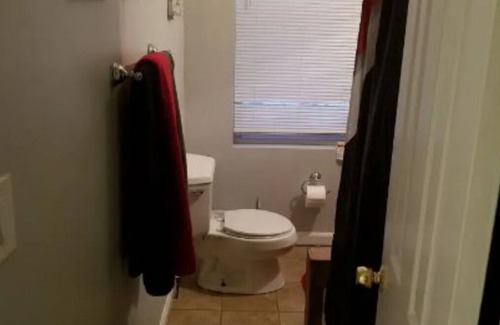 Downtown Baltimore Apartment | Comfortable Stay Near M&T Stadium and Camden Yards