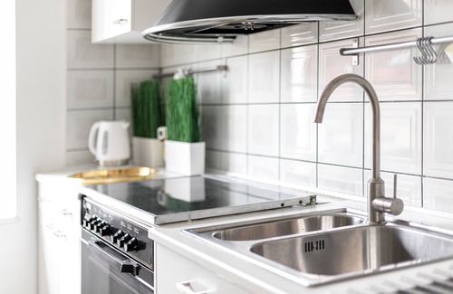 Old Town Apartment | Bright Sv. Ignoto Apartment with Kitchen & Breakfast Included
