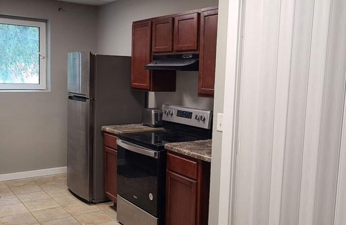 Belgium Apartment | Comfortable 1 Bedroom Retreat - Pet & Child Friendly