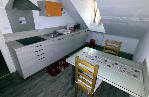 Saint Joseph/Mittelharth Apartment | Cozy Apartment with Pool and Lake View in Colmar