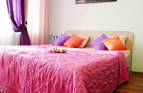 Patrusheva Apartment | Inviting Hotel Stay with Wheelchair Accessibility - 10/10 Rating