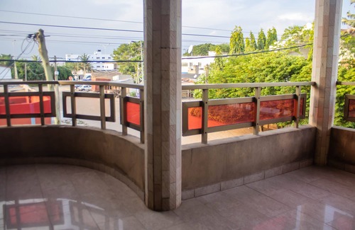 Lome Apartment | Budget-Friendly Studio with Kitchen, Perfect for Families