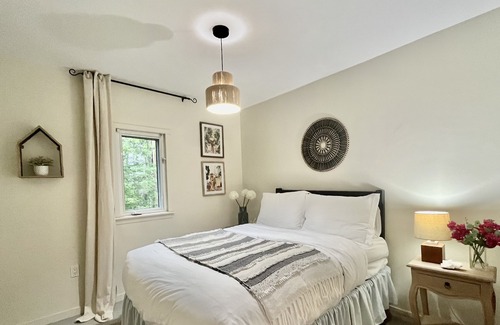 Miltonvale Park Cabin | cozy and elegant cabin, 2 bedrooms cabin.