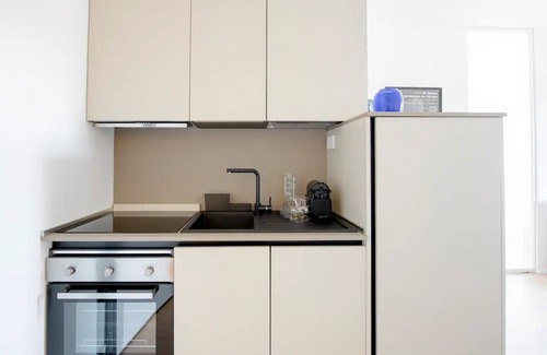 Porta Genova Apartment | Elegant Two-Room Apartment with Spa in City Center