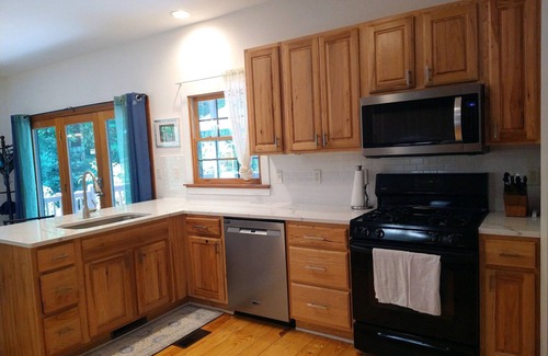 Pisgah Forest Cottage | Charming Mountain-View Cottage with Spa & Family Amenities