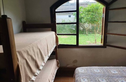 Barra da Lagoa House | Inviting Retreat with Prime Location & Family Amenities