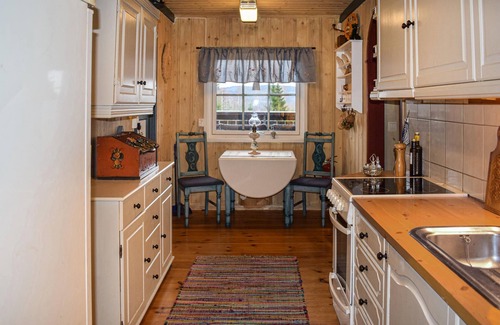 Hurdal Municipality House | Inviting Cottage Retreat in Hurdal with Lake View & Spa