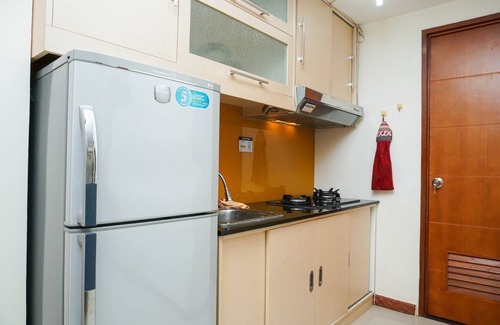 Kemang Apartment | Inviting 2BR at Marbella Kemang with Pool and Kitchen