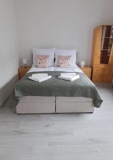 Brno Apartment | Modern Apartment with Breakfast Near Brno City Center