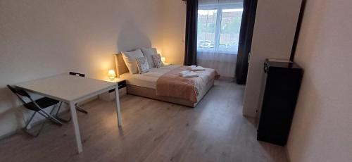 Brno Apartment | Modern Apartment with Breakfast Near Brno City Center