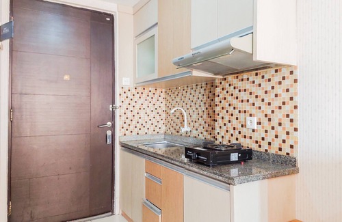 Panunggangan Utara Apartment | Welcoming Studio Retreat at Great Western Apartment