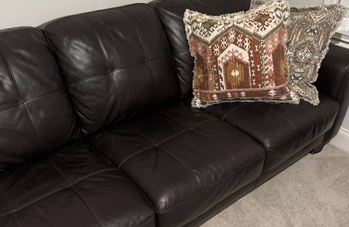 Duluth House | Inviting Private Room in Secure Gated Community Townhouse