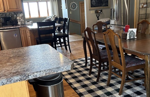 Cottonwood County Other | Charming Farmhouse Retreat with Spa and Hot Tub Amenities