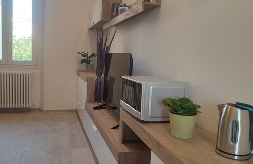 San Jacopino Apartment | Quiet Apartment with Breakfast Near Florence's Center