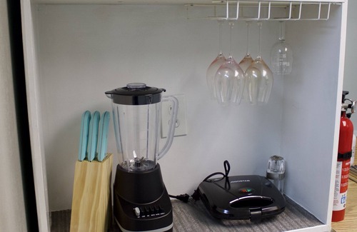 Lochearn Apartment | Family-Friendly Escape: Peaceful, Pet-Approved Getaway!