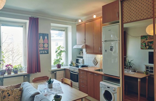 Kallio Apartment | Comfortable Studio with Pool Access and Scenic Views