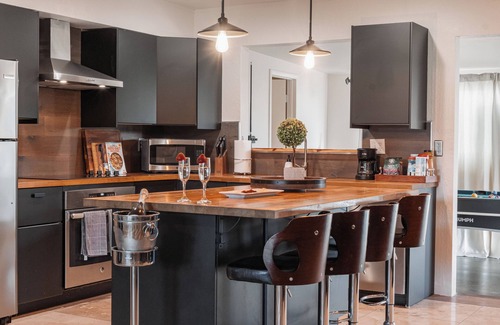 Deer Valley House | Inviting Atmosphere in North Phoenix with Family-Friendly Amenities