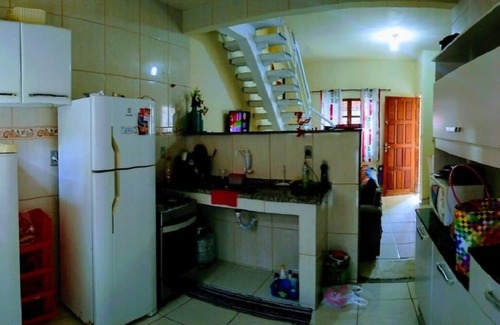 Rio das Ostras House | Safe & Cozy Retreat: Pet-Friendly Home with Spa Amenities