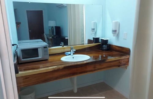 Canton Abangares Villa | Relaxing Villa Near Gulf of Nicoya with Oceanfront Views