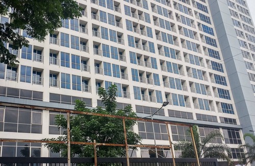 Kayu Putih Apartment | Charming Studio Tifolia Apartment with Pool Near Kelapa Gading