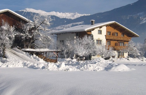 Aschau Im Zillertal Apartment | Inviting Apartment with Zillertal Mountain Views & Pool