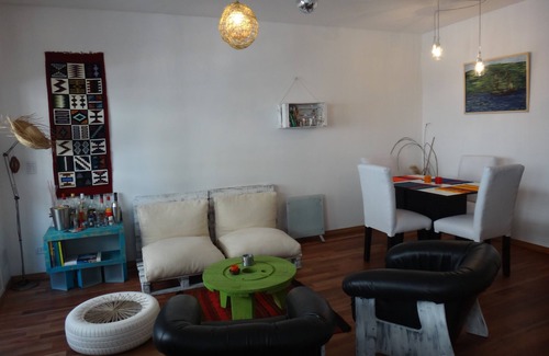 Nunez Apartment | Chic Studio Retreat for Two with Spa and Breakfast Included