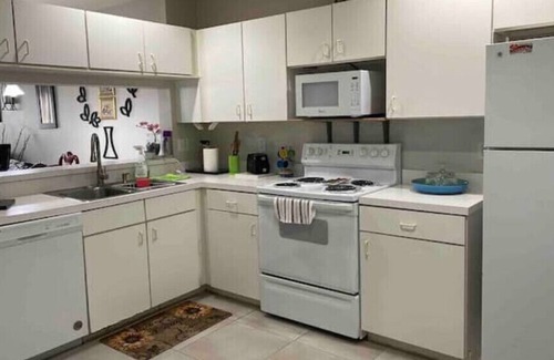 Meadow Pointe Apartment | Charming Retreat with Pool, Spa & Family-Friendly Amenities