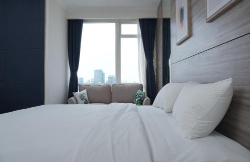 Cikini Apartment | Relaxing Menteng Park Apartment with Pool & Child-Friendly Amenities