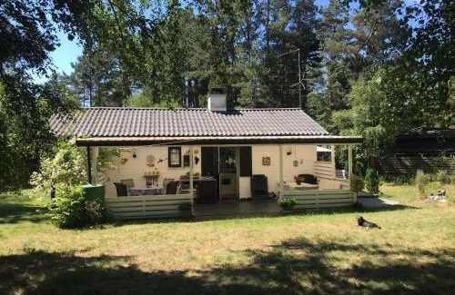 Hojby House | Cozy And Updated House On Large Private Lot
