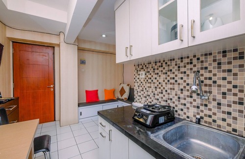 Kebagusan House | Inviting 2BR at Kebagusan City Apartment with Pool & Breakfast