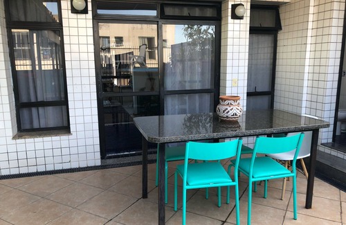 Jardim da Penha Apartment | Relaxing Retreat with Pool and Kitchen Amenities