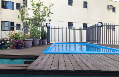 Jardim da Penha Apartment | Relaxing Retreat with Pool and Kitchen Amenities