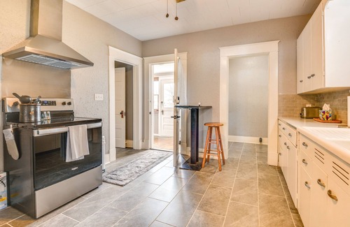 Anna House | Inviting Anna Home Near Southern Illinois Attractions