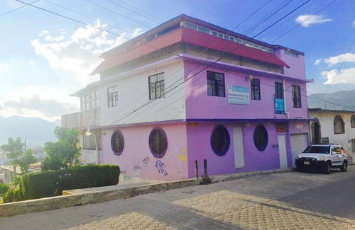 De Guadalupe House | Budget-Friendly Apartment Near Downtown for Your Getaway