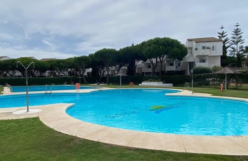 Poblado de Sancti Petri Apartment | Inviting Apart. Costa Sancti Petri with Pool & Family Amenities